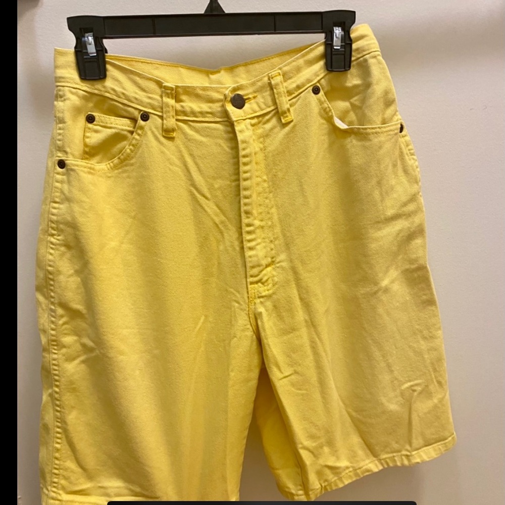 Vintage High Waisted Yellow Bermuda Shorts